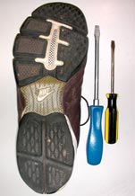 She sole pattern and screwdrivers